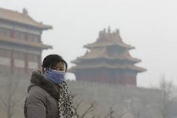 Beijing kembali waspada kabut asap