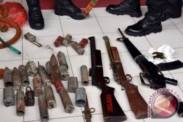 Polda NTB ajak masyarakat serahkan senjata api rakitan