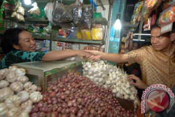 Mendag sidak harga bawang putih di Surabaya