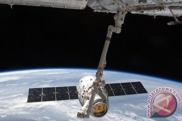 NASA bekukan kerja sama dengan Rusia kecuali ISS