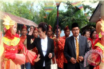 Pasangan "Damar" Usai Mendaftar Ke KPU