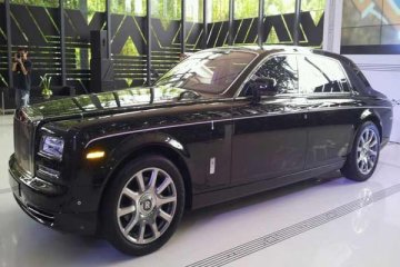 Rolls Royce luncurkan Phantom Art Deco