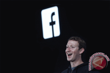 Zuckerberg belum minat komersialkan instagram