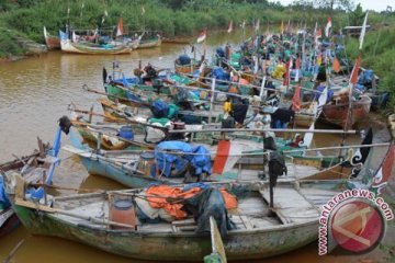 Nelayan Lampung Timur tuntut perbaikan nasib