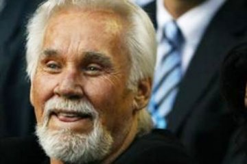 Kenny Rogers masuk Country Music Hall of Fame