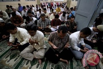 Sejumlah SMP di Semarang gelar doa bersama