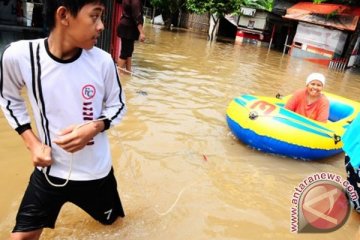 Korban banjir Kota Tangerang ribuan keluarga