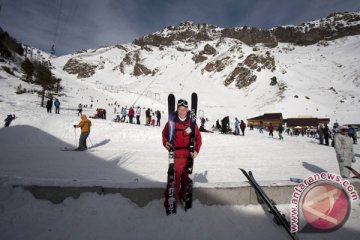 Pendaki putri Mahitala mulai tahapan pendakian Elbrus