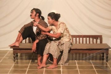 TEATER HARI KARTINI