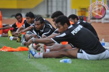 Persipura Uji Coba Lapangan