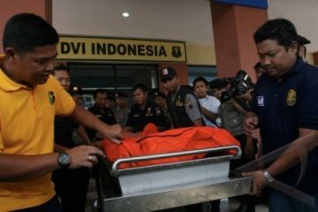 TERDUGA TERORIS TEWAS