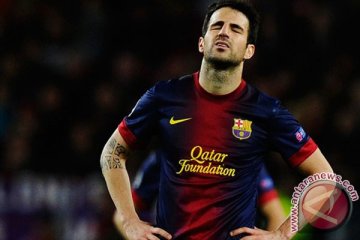 Fabregas tetap di Barcelona