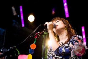 Lenka gelar konser ketiganya