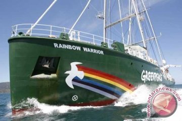 Kapal Greenpeace singgahi Bali kampanyekan lingkungan