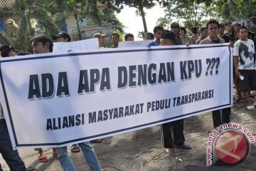 Ada calon legislatif di bawah umum di Sumatera Barat