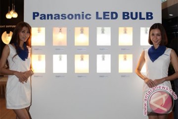 Lampu hemat energi Panasonic incar tiga benua