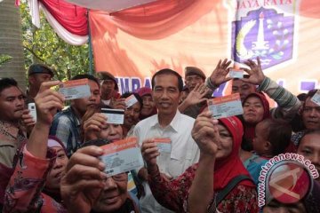 Jokowi minta penerima KJS minta rujukan ke puskesmas