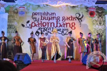 Peragaan Busana