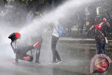 Pekerja layanan masyarakat Turki mogok