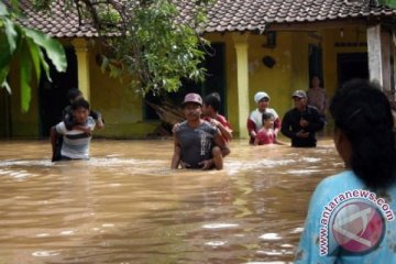 Hujan deras sebabkan Sungai Manunggal meluap