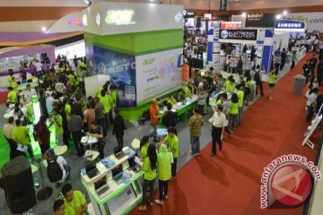 Transaksi pameran seluler dan komputer 2013 turun