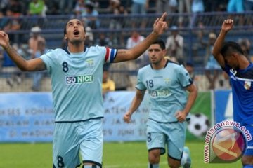 Persela menang 4-0 atas Persiwa