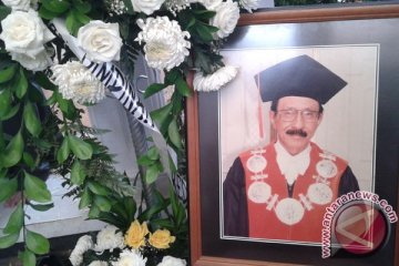 In memoriam: DH Assegaf wartawan multitalenta