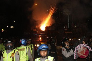 Aparat jangan arogan hadapi demonstran