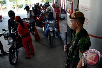 Polisi jaga SPBU di Jakarta jelang kenaikan BBM