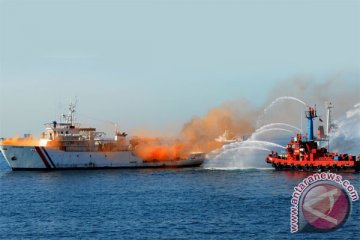 Kebakaran kapal BBM dalam penyelidikan