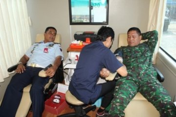 Donor Darah HUT TNI Ke-67