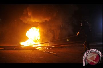 TUTUP JALAN