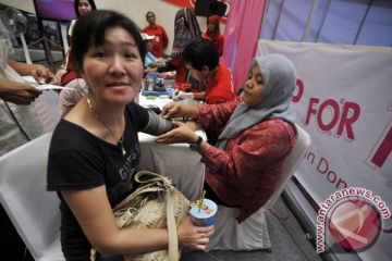 DONOR DARAH TUPPERWARE