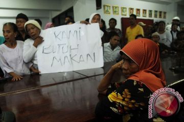 MENUNTUT HAK BLSM