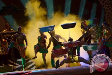 CIRCUS MOTHER AFRICA