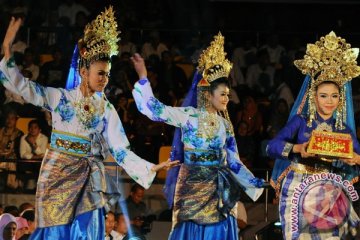 Kegiatan resmi di Riau wajib sajikan tari persembahan dan pantun