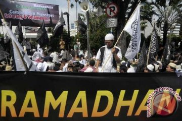 Ribuan warga Sukabumi gelar pawai Tahrib Ramadhan