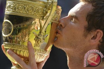 Tomic dukung Murray kejar target Inggris di Piala Davis