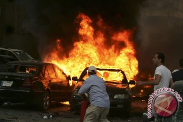 Bom mobil bunuh diri tewaskan empat orang di Lebanon Timur