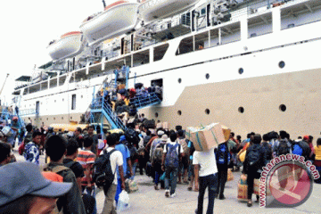Penumpang di Pelabuhan Makassar mulai meningkat