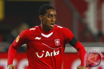 Norwich datangkan Leroy Fer