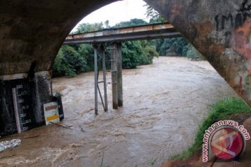 Bogor hujan deras, Katulampa siaga tiga banjir