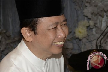 Marzuki Ali sediakan pempek, Suryadarma Alie marawis-an