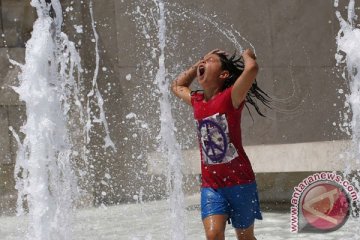 Gelombang panas, hujan lebat tewaskan lima orang di Jepang