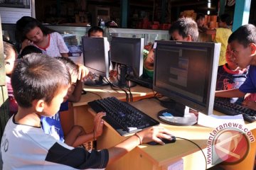 77 desa di Halmahera Selatan bisa berinternet