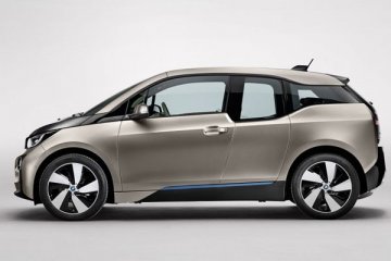 Alasan BMW luncurkan mobil listrik i3 
