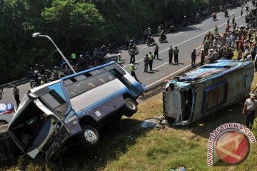 Kecelakaan beruntun di Ungaran libatkan 14 kendaraan