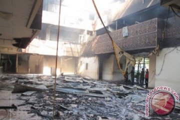 Kantor gubernur NTT terbakar
