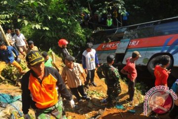 Korban tewas kecelakaan bus Banyumas bertambah