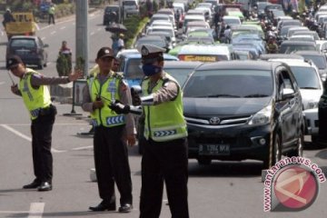 Jalur Puncak-Cianjur padat Sabtu jelang malam